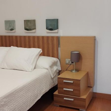 Apartamento Torres19 Sevilla Buitenkant foto