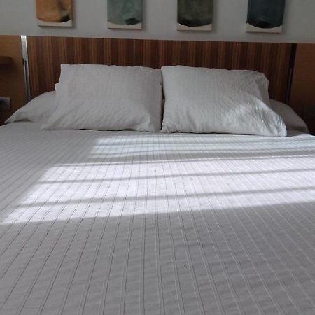 Apartamento Torres19 Sevilla Buitenkant foto