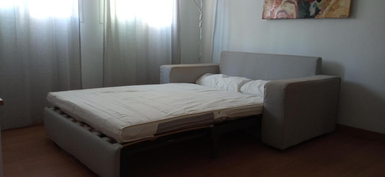 Apartamento Torres19 Sevilla Buitenkant foto